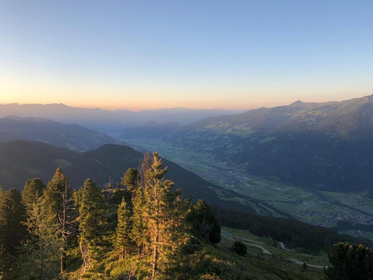 Haus Sonnenschein Lägenhet Hart im Zillertal Exteriör bild
