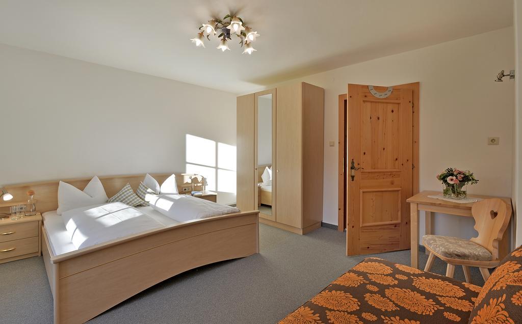 Haus Sonnenschein Lägenhet Hart im Zillertal Rum bild