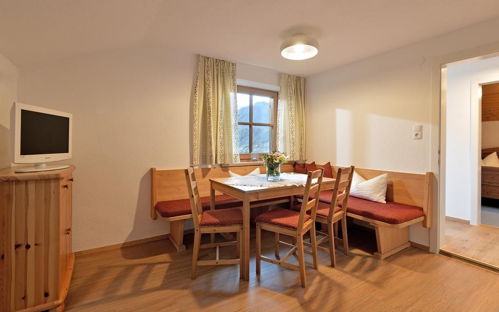 Haus Sonnenschein Lägenhet Hart im Zillertal Rum bild